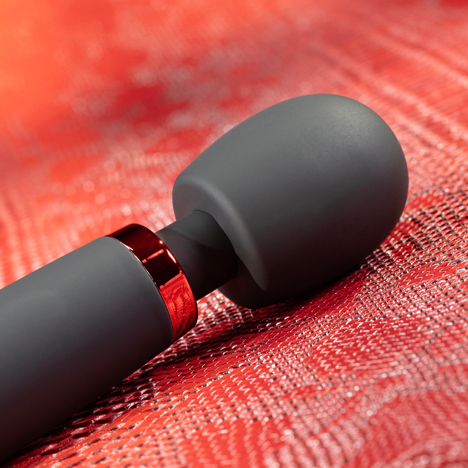 Black Magic Vibrator By Kink | Kink Store Black Magic Vibrator By Kink | Kink Store