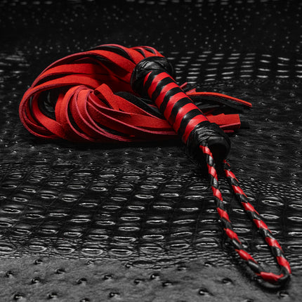 Close Quarters 18" Flogger By Kink