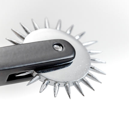 Black Beauty Wartenberg Wheel by Kink