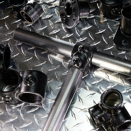 Pipe Clamps by KINK