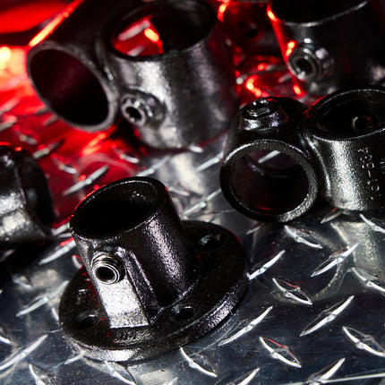 Pipe Clamps by KINK