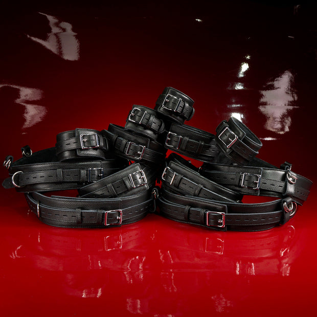 <a href="/collections/holidays-leather-bondage" title="Leather Bondage">Leather Bondage</a>