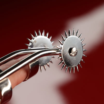 Cat's Claw Pinwheel by Kink