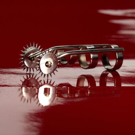 Cat's Claw Pinwheel by Kink