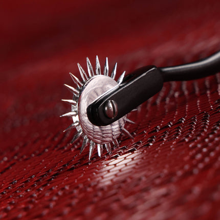 Black Beauty Wartenberg Wheel by Kink