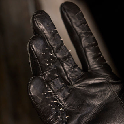 Vampire Gloves by KINK