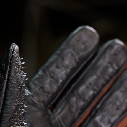 Vampire Gloves by KINK
