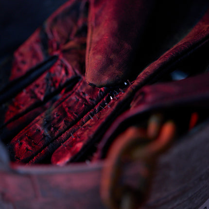 Vampire Gloves by KINK